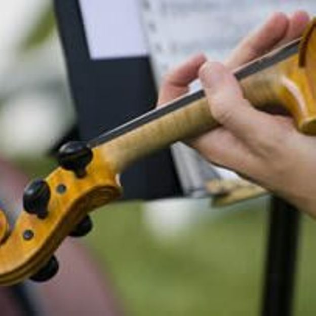 Problème de douane pour la violoniste Yuzuko Horigome