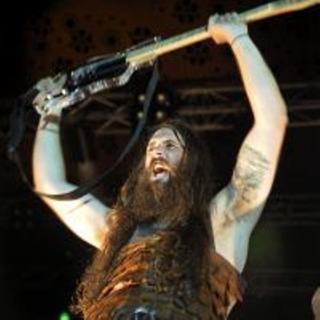 Justin "Nordic Thunder" Howard champion du monde d'Air Guitar