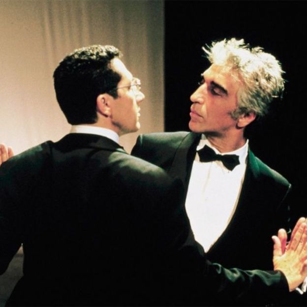Alain CHABAT et Gérard DARMON dans La Cité de la peur, un film d’Alain BERBERIAN