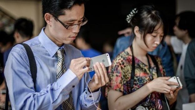 L'iPhone 5, sitôt acheté, sitôt essayé