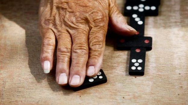 Joueuse de dominos