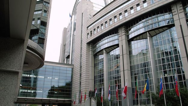 Le Parlement européen est composé notamment du bâtiment Paul-Henri Spaak. 