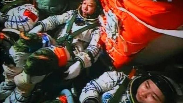 Les trois taïkonautes chinois sont revenus sur Terre