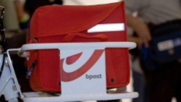 Le bourgmestre dénonce une surfacturation dans la distribution de toutes-boîtes municipaux.