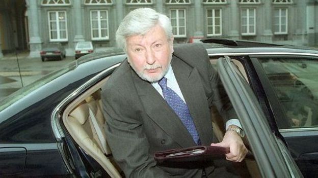 Robert Urbain en 1995 quand il était ministre du commerce extérieur et des affaires européennes Robert Urbain en 1995 quand il était ministre du commerce extérieur et des affaires européennes