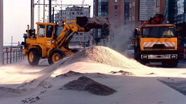 En 1998, une violente tempête avait déversé des paquets de sable sur les rails du tram à Ostende