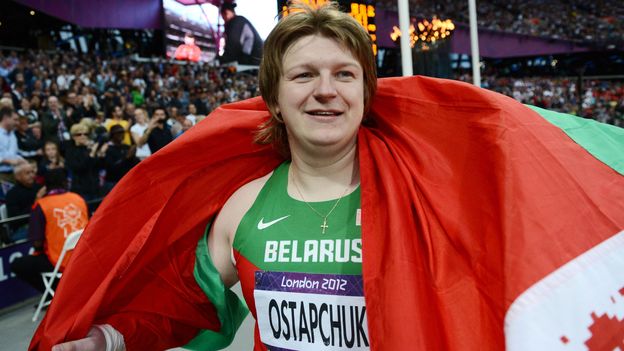 La Bélarusse  Nadzeya Ostapchuk perd l'or du poids pour dopage