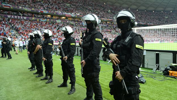 La Fédé russe condamne "ses" hooligans