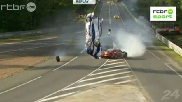 La voiture de Davidson en plein vol !
