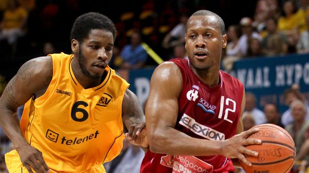 Le Spirou gagne la 1ère manche de la finale Le Spirou gagne la 1ère manche de la finale