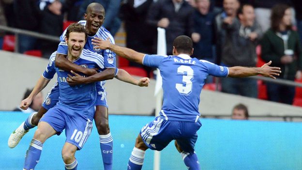 Chelsea explose Tottenham et va en finale