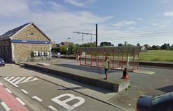 La femme a été heurtée lundi soir vers 19h00 à hauteur de la gare de Courrière (Assesse, province de Namur).