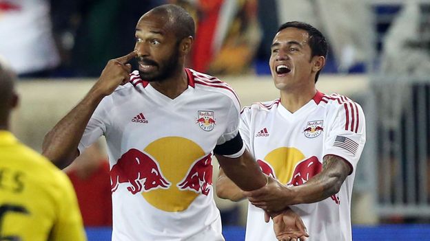Le coup de coin direct de "Titi" Henry Le coup de coin direct de "Titi" Henry
