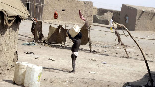 "Retourne dans ton pays": mais que fuient les demandeurs d'asile? "Retourne dans ton pays": mais que fuient les demandeurs d'asile?