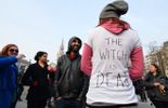 123 Thatcher: la chanson "Ding Dong! La sorcière est morte" est n°1 des ventes