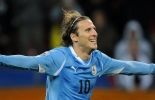 Forlan élu meilleur joueur, Müller meilleur jeune