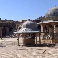 Capture d'écran d'une vidéo YouTube montrant le minaret de la mosquée des Omeyyades à Alep