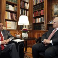 Antonis Samaras avec le président de la République grecque, Carolos Papoulias 