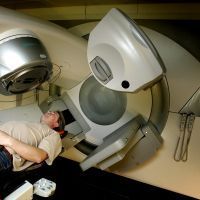 Une machine de radiothérapie