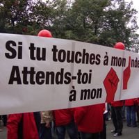 "Marée rouge" à Bruxelles pour défendre la justice sociale