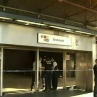 L’agression envers les deux policiers a été commise vendredi dernier à la station de métro Beekant, à Molenbeek.