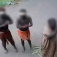 Une vidéo montrant des femmes issues de tribus primitives en train de danser pour des touristes