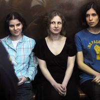 Russie: les membres de Pussy Riot jugées "coupables de hooliganisme" 
