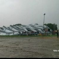 Le chapiteau après la tempête