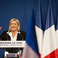 France: N. Sarkozy et F. Hollande courtisent les électeurs du FN
