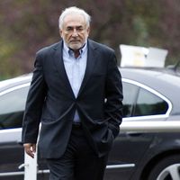 Dominique Strauss-Kahn, entre autres, visé par une enquête sur des faits de viol en réunion
